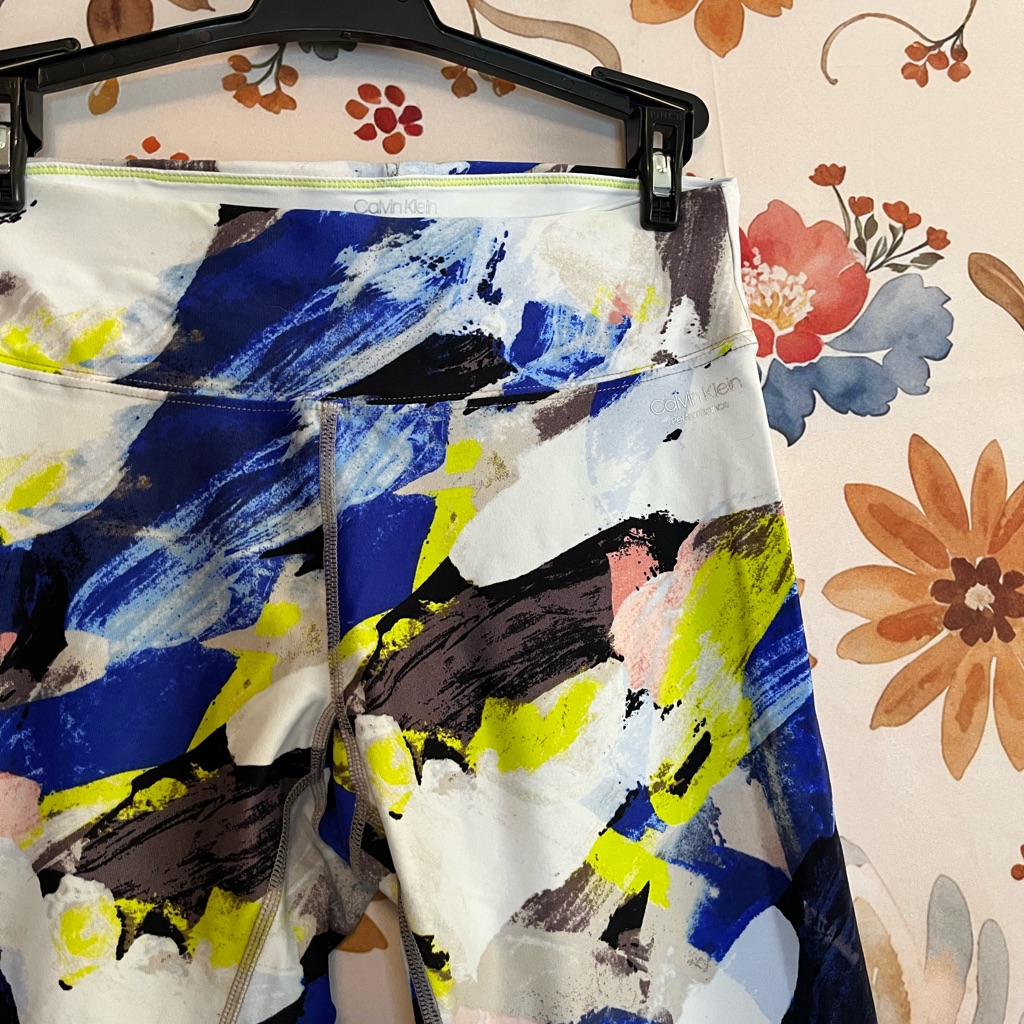 Calvin Klein Small Colorful White Blue Watercolor Abstract Capri Legging